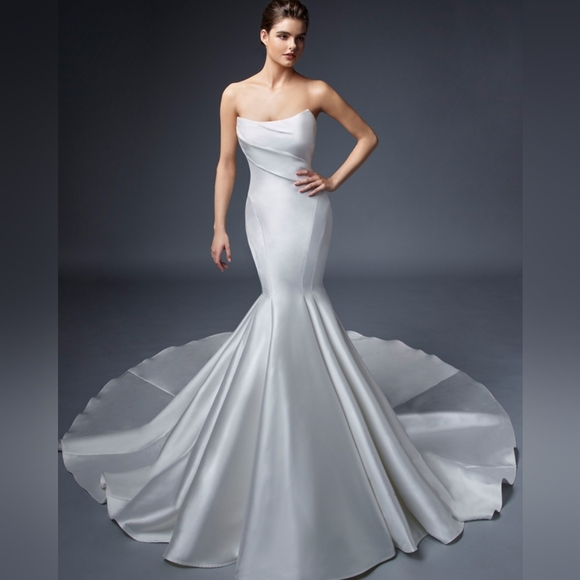 Elysee Seraphine Wedding Dress - Picture 3 of 17